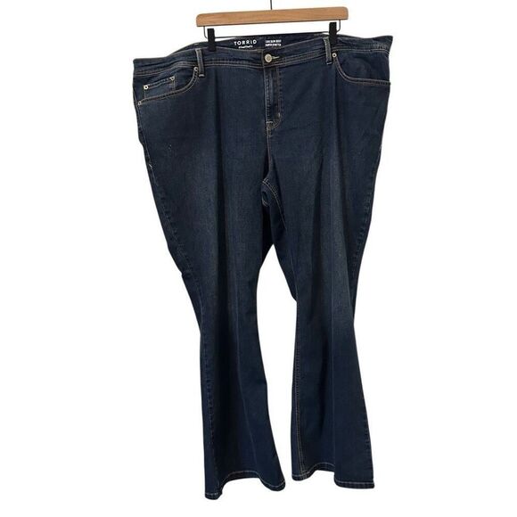 Torrid Luxe Slim Boot Jeans Medium Wash Super Stretch Size 26 Tall 26T plus cowg - Picture 1 of 9